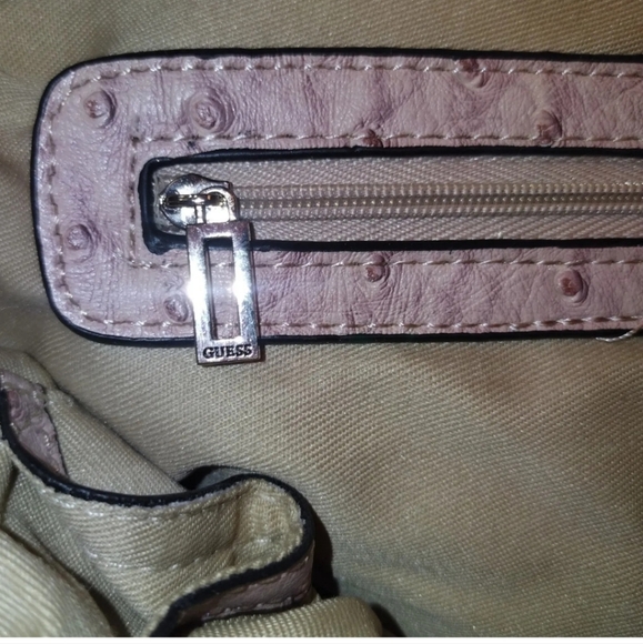 Guess Studded Faux Ostrich Pale Pink Clutch Hand Bag Chain Shoulder Strap Purse - Picture 11 of 11